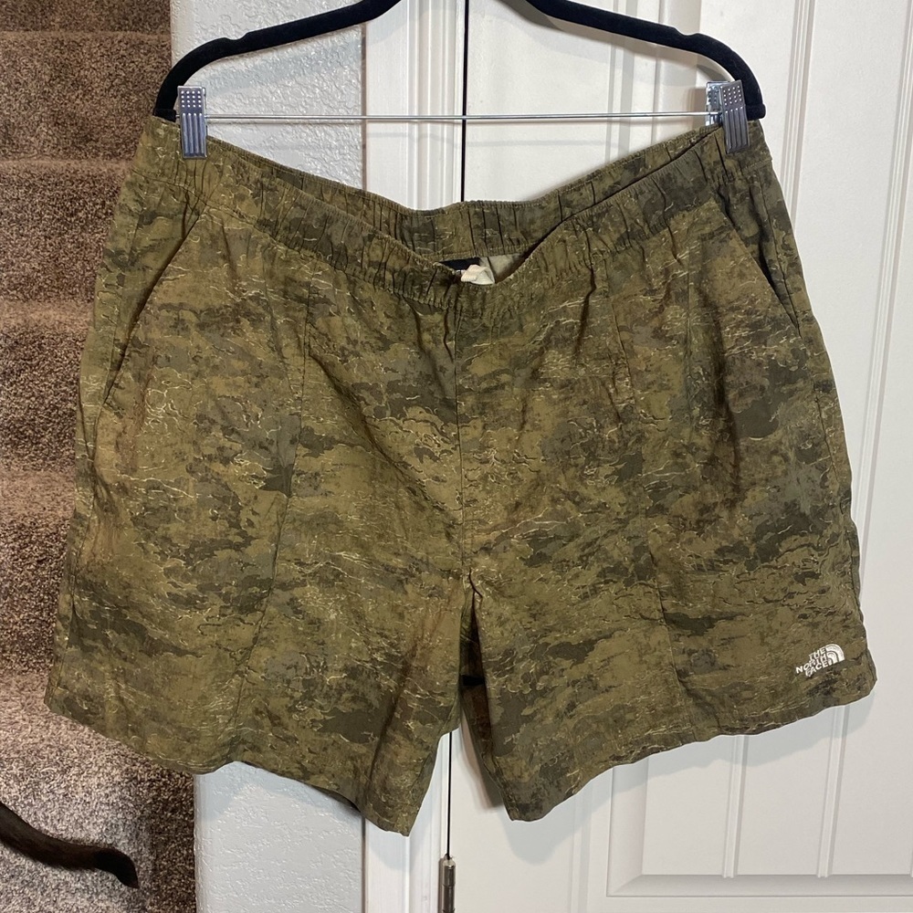 THE NORTH FACE CLASS V SHORT Cloud Camo mens - Picture 13 of 14